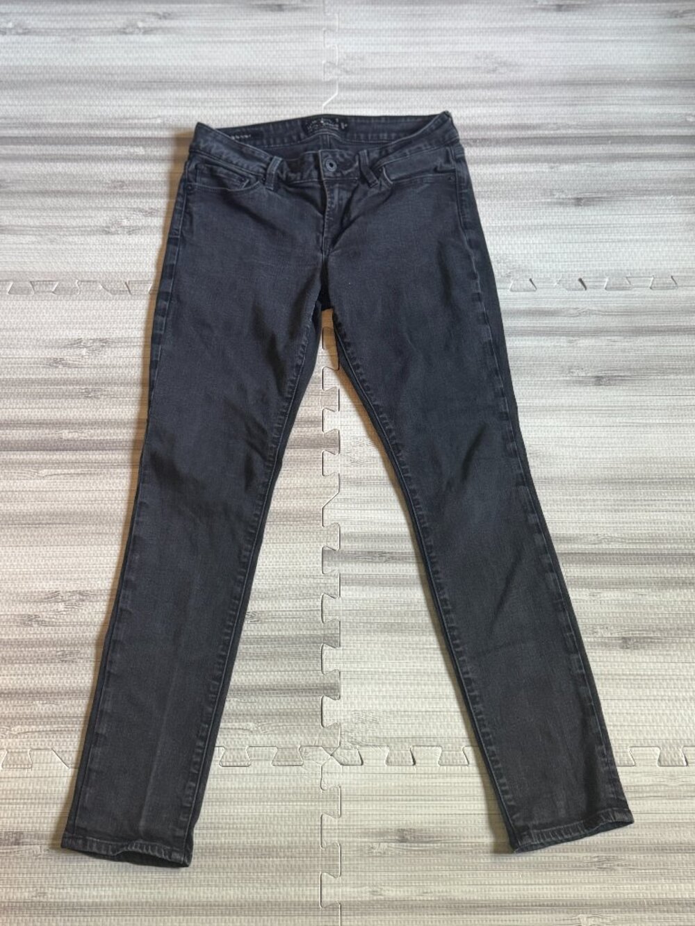 Lucky Brand Women's Charcoal Wash Lolita Low Rise Skinny Jeans Size